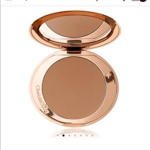 Charlotte Tilbury Airbrush Bronzer- medium